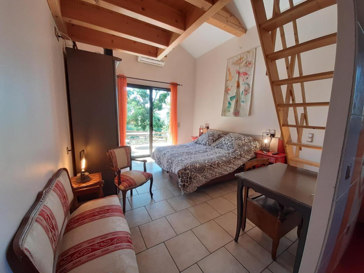 Le Grand Noyer Bed & Breakfast Ambronay Exterior photo