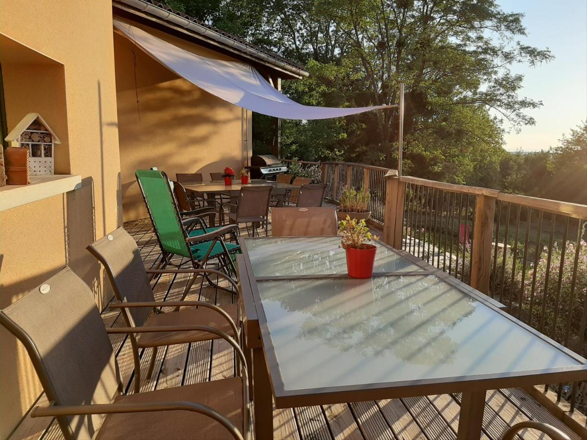 Le Grand Noyer Bed & Breakfast Ambronay Exterior photo