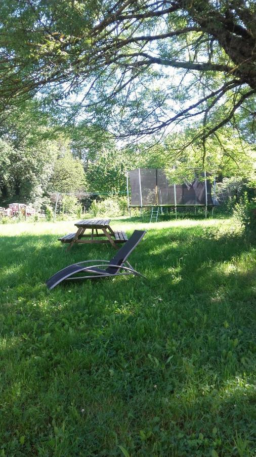 Le Grand Noyer Bed & Breakfast Ambronay Exterior photo